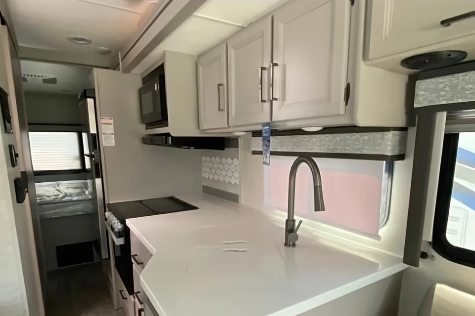JCs Thor Motor Coach Ace Class A