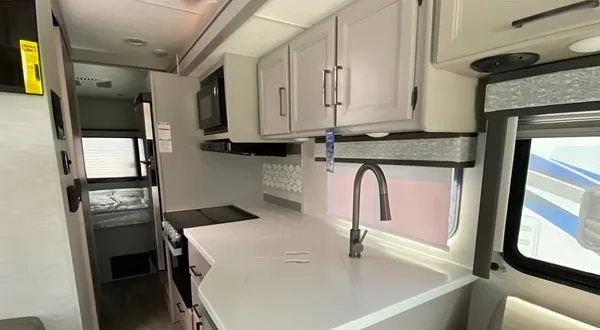 JCs Thor Motor Coach Ace Class A