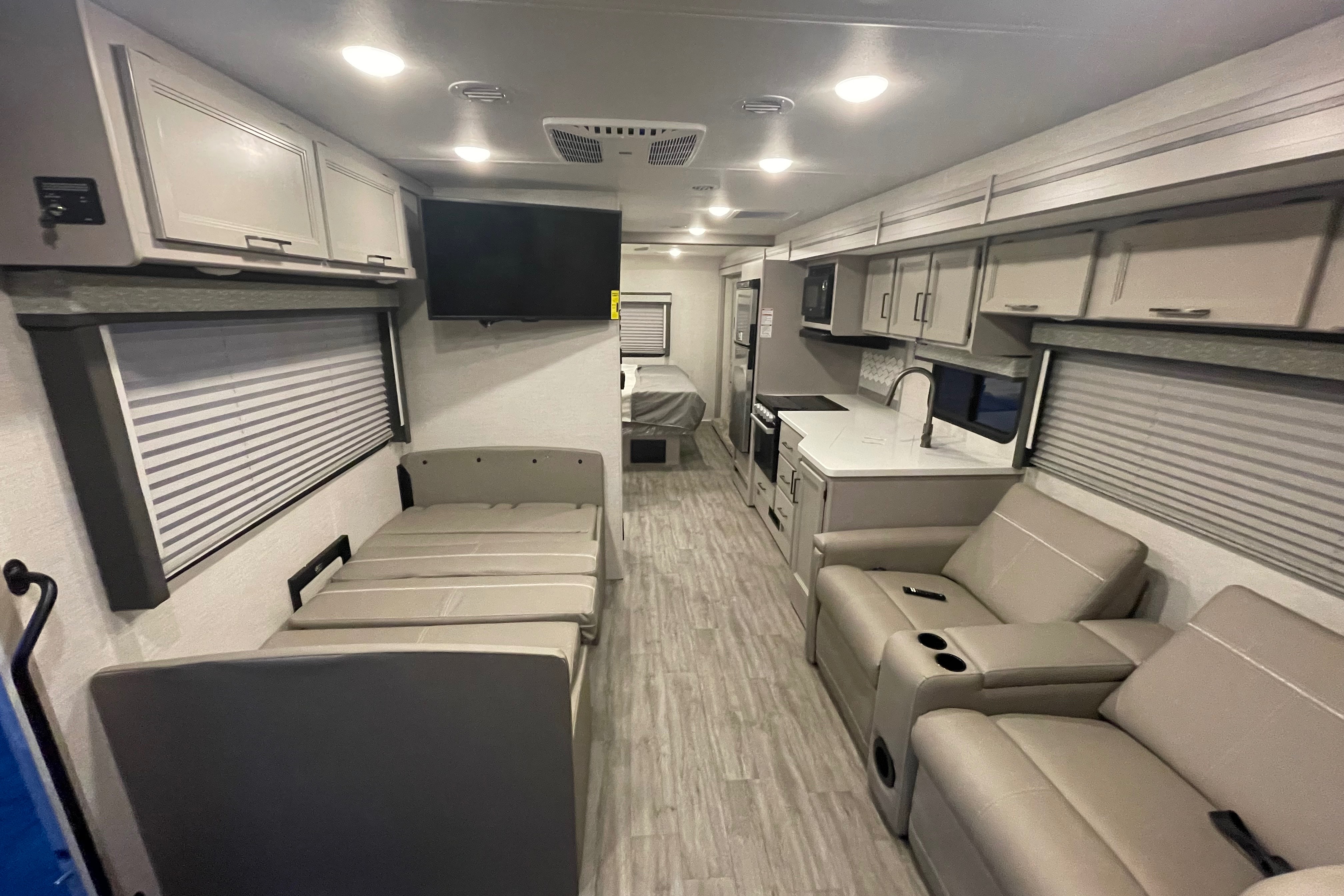 JCs Thor Motor Coach Ace Class A