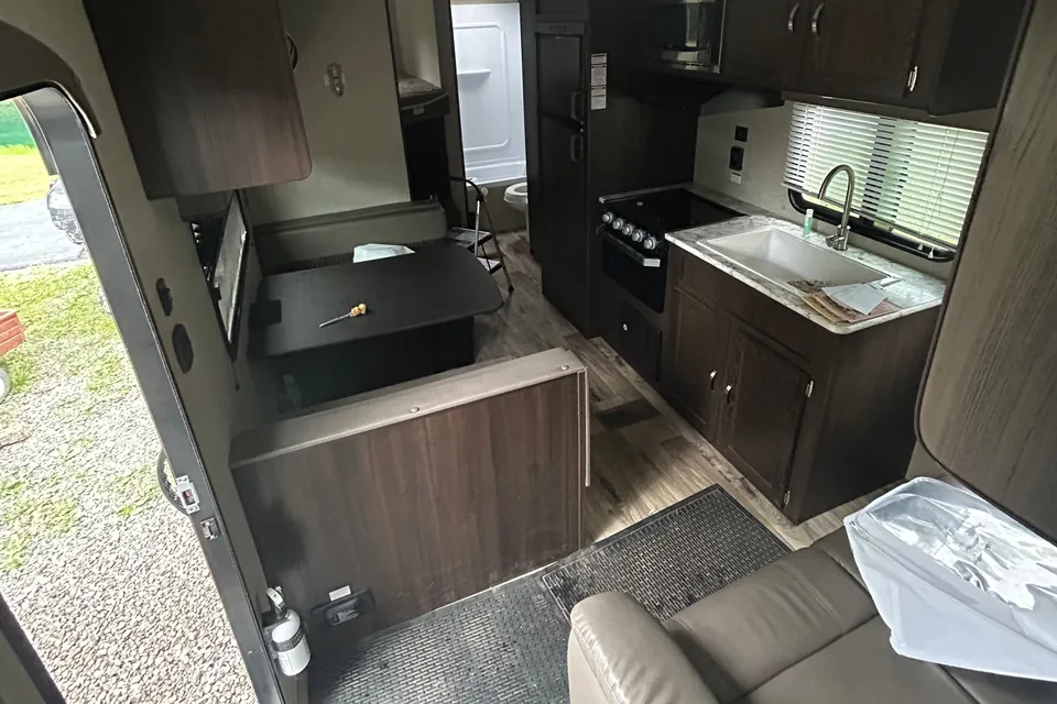 The Voyager Springdale Travel Trailer