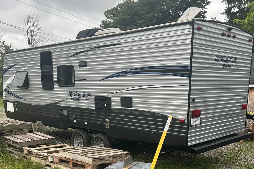 The Voyager Springdale Travel Trailer
