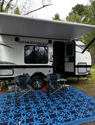 Rachel's Jayco Jay Feather Travel Trailer