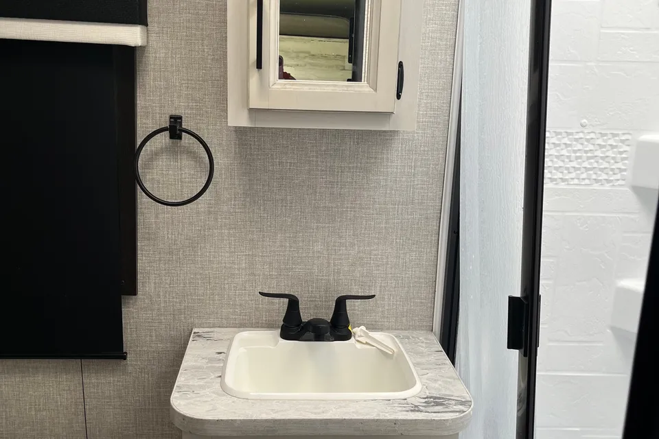 Rachel's Jayco Jay Feather Travel Trailer