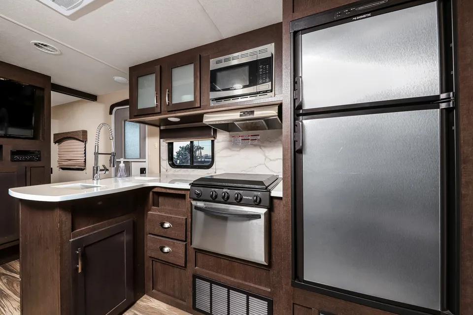 Rv Rentals Way of Life's Forest River Evo T2490 Travel Trailer (LE1)