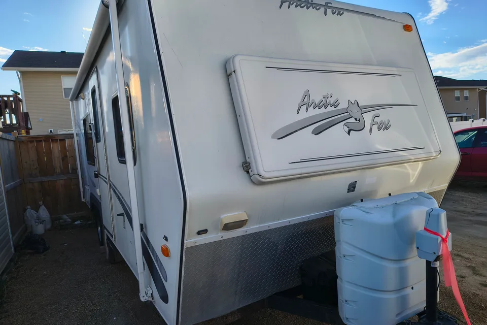 Cesar's Artic Fox Travel Trailer