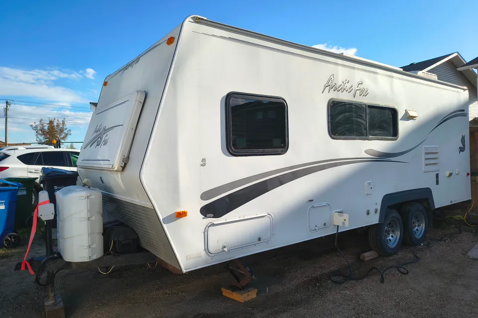 Cesar's Artic Fox Travel Trailer