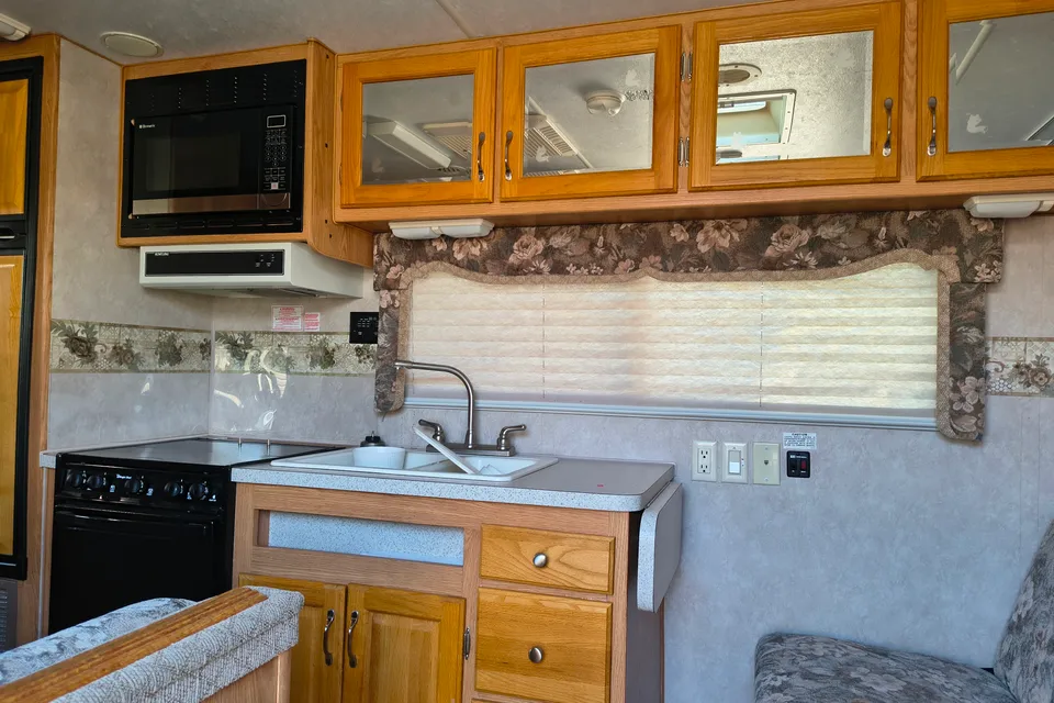 Cesar's Artic Fox Travel Trailer