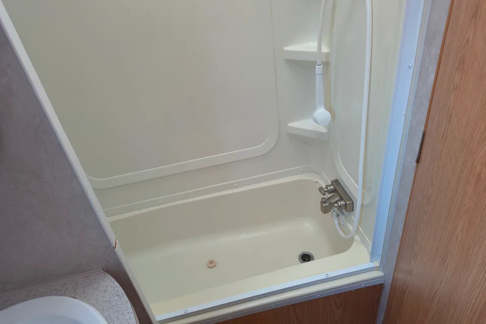 Cesar's Artic Fox Travel Trailer