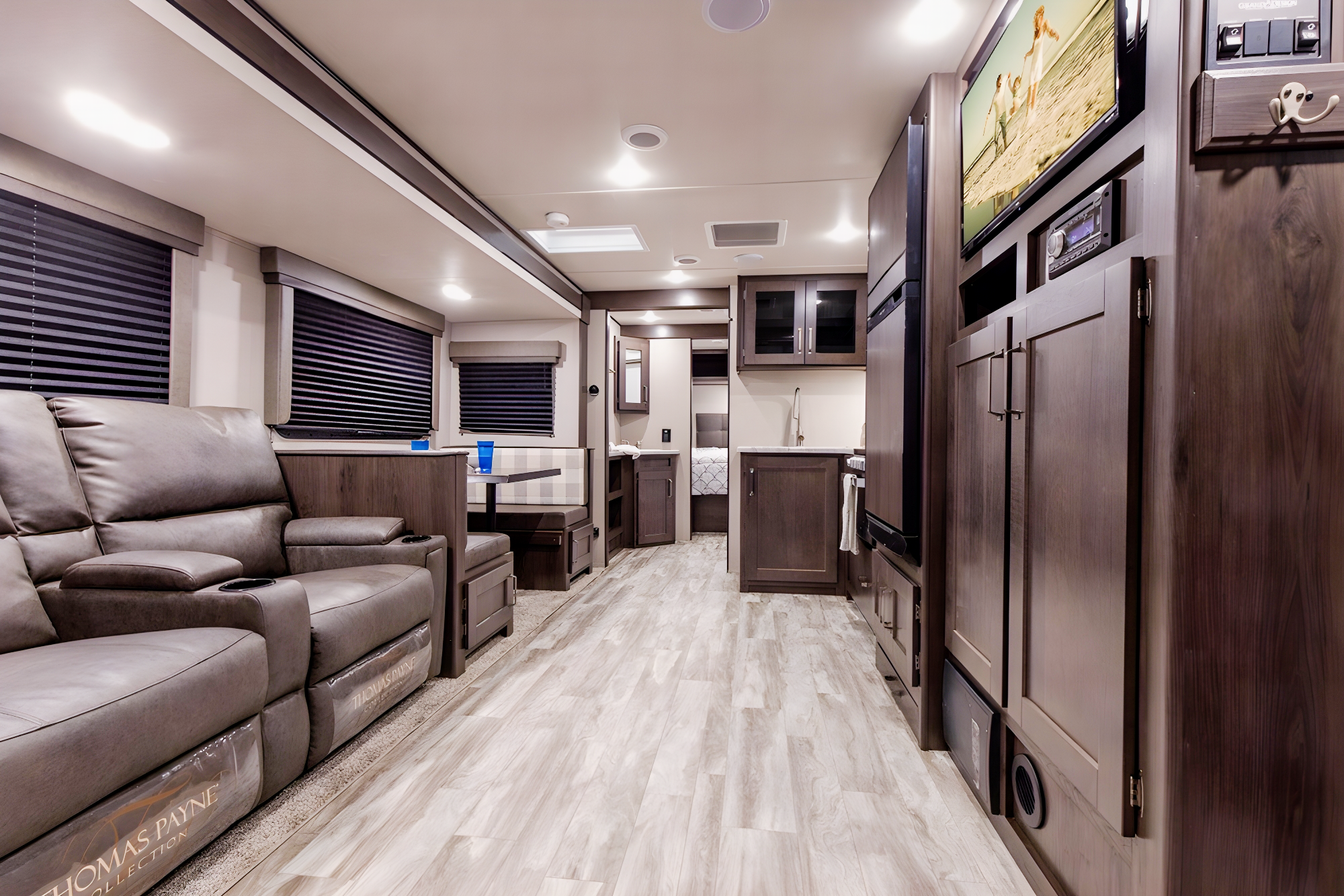 [11] Stress Free RVs - 2021 XXL - Transcend Xplor - 2BR 2BA Bunk