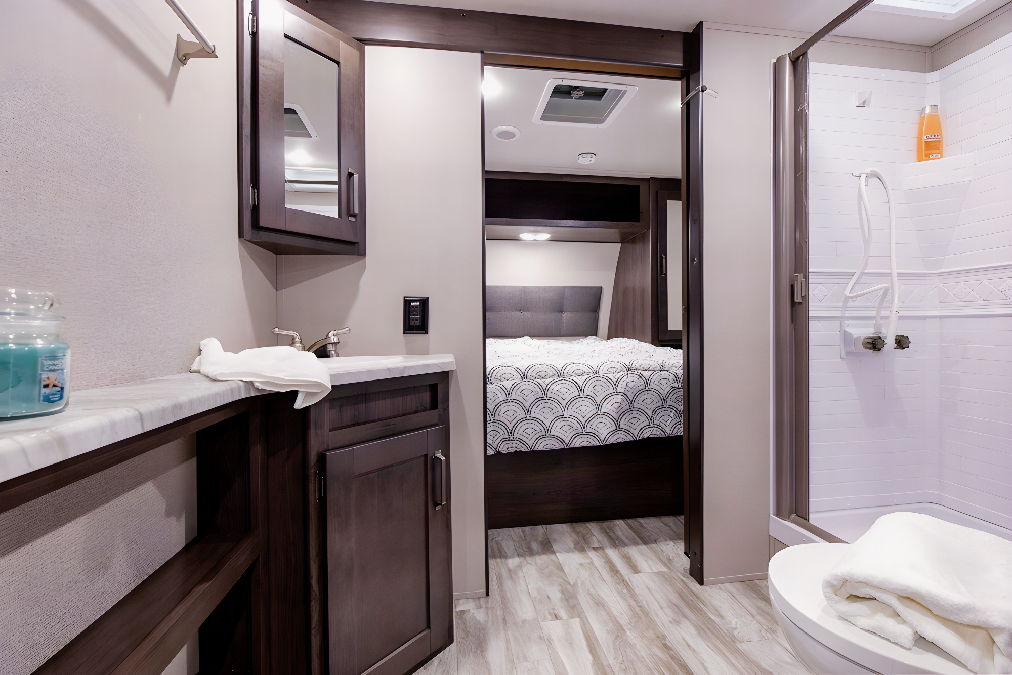 [11] Stress Free RVs - 2021 XXL - Transcend Xplor - 2BR 2BA Bunk