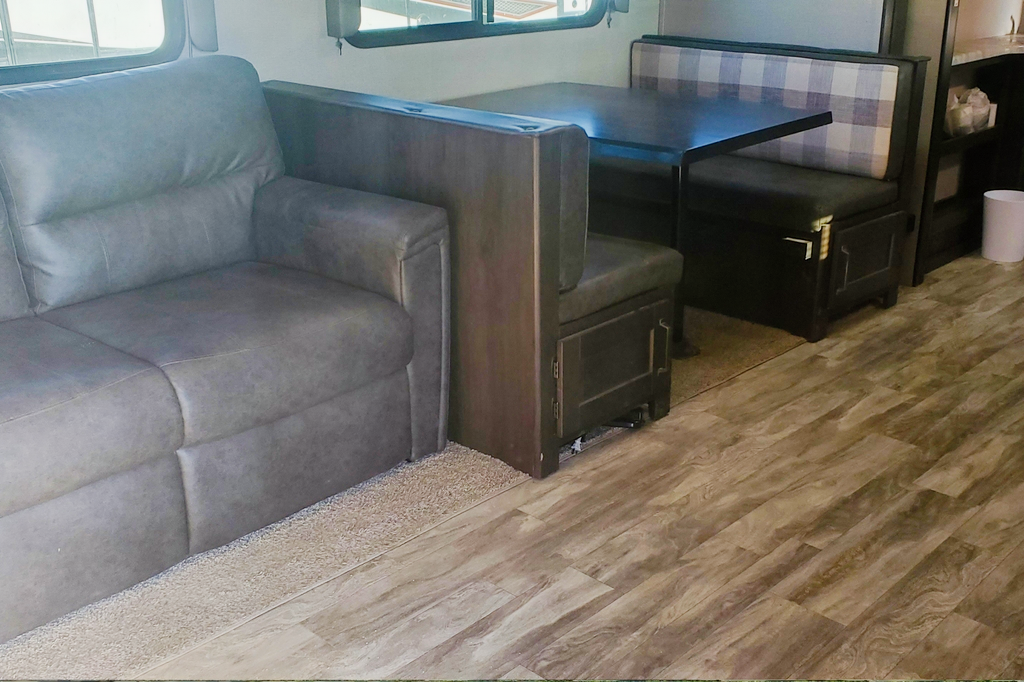 [11] Stress Free RVs - 2021 XXL - Transcend Xplor - 2BR 2BA Bunk