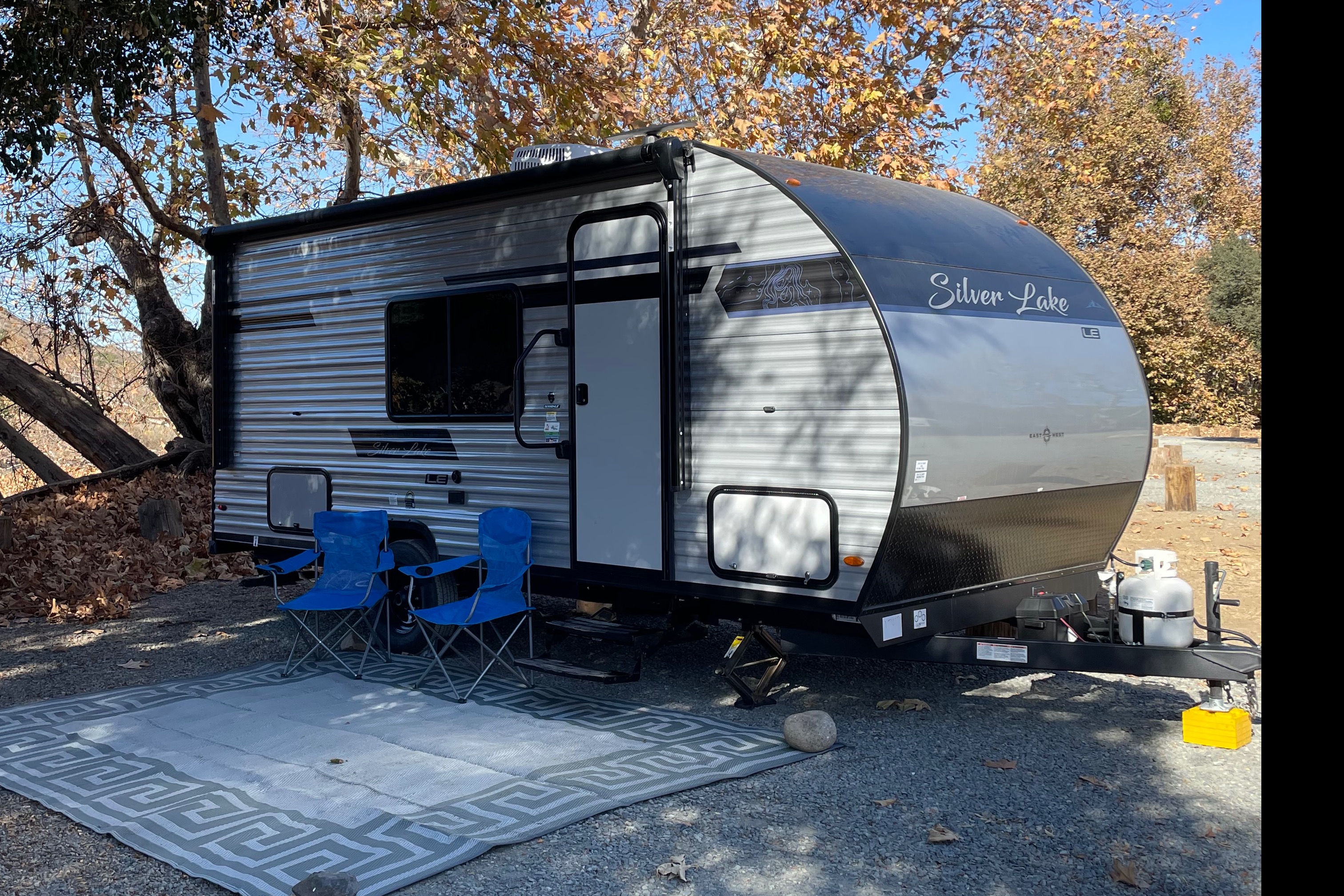 Forest River Silver Lake LE 1610BHLE Travel Trailer