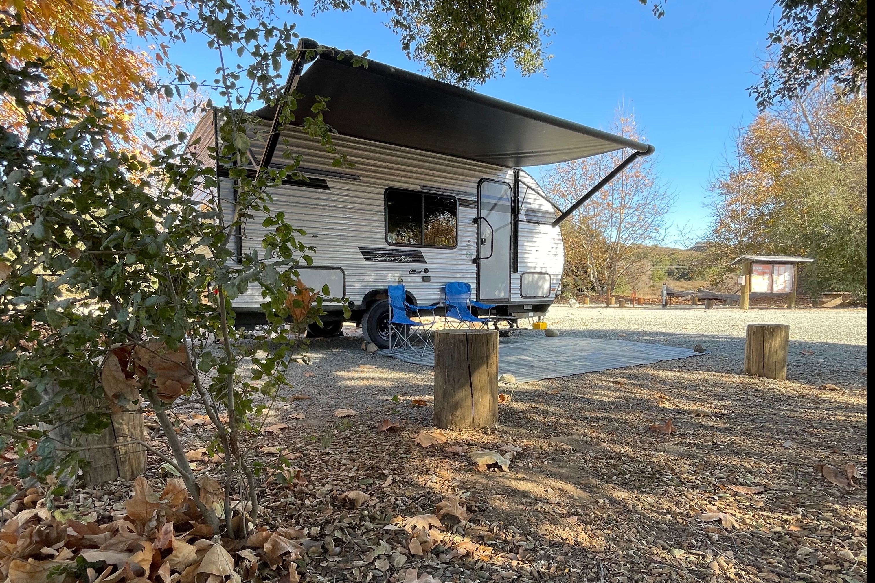 Forest River Silver Lake LE 1610BHLE Travel Trailer