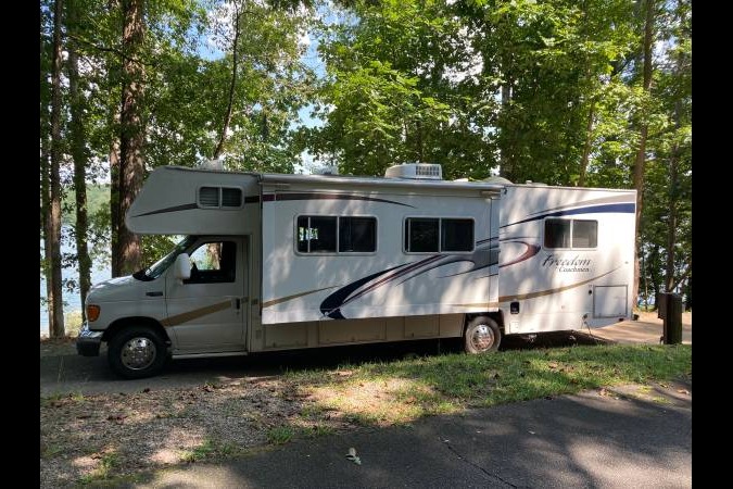 Carrie's Coachmen Freedom Class C