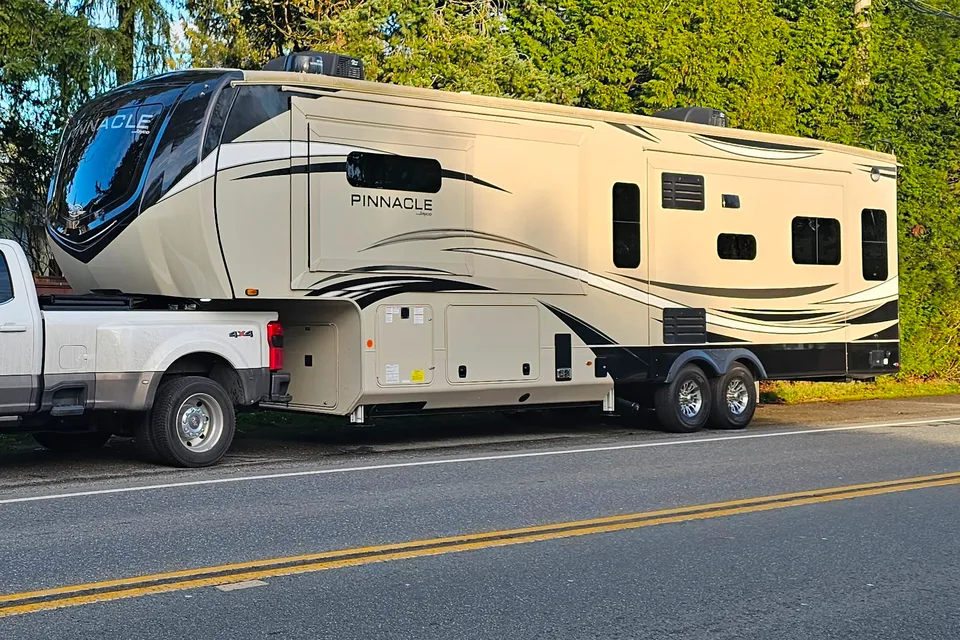 Kal's Jayco Pinnacle 36 Foot Fifth Wheel