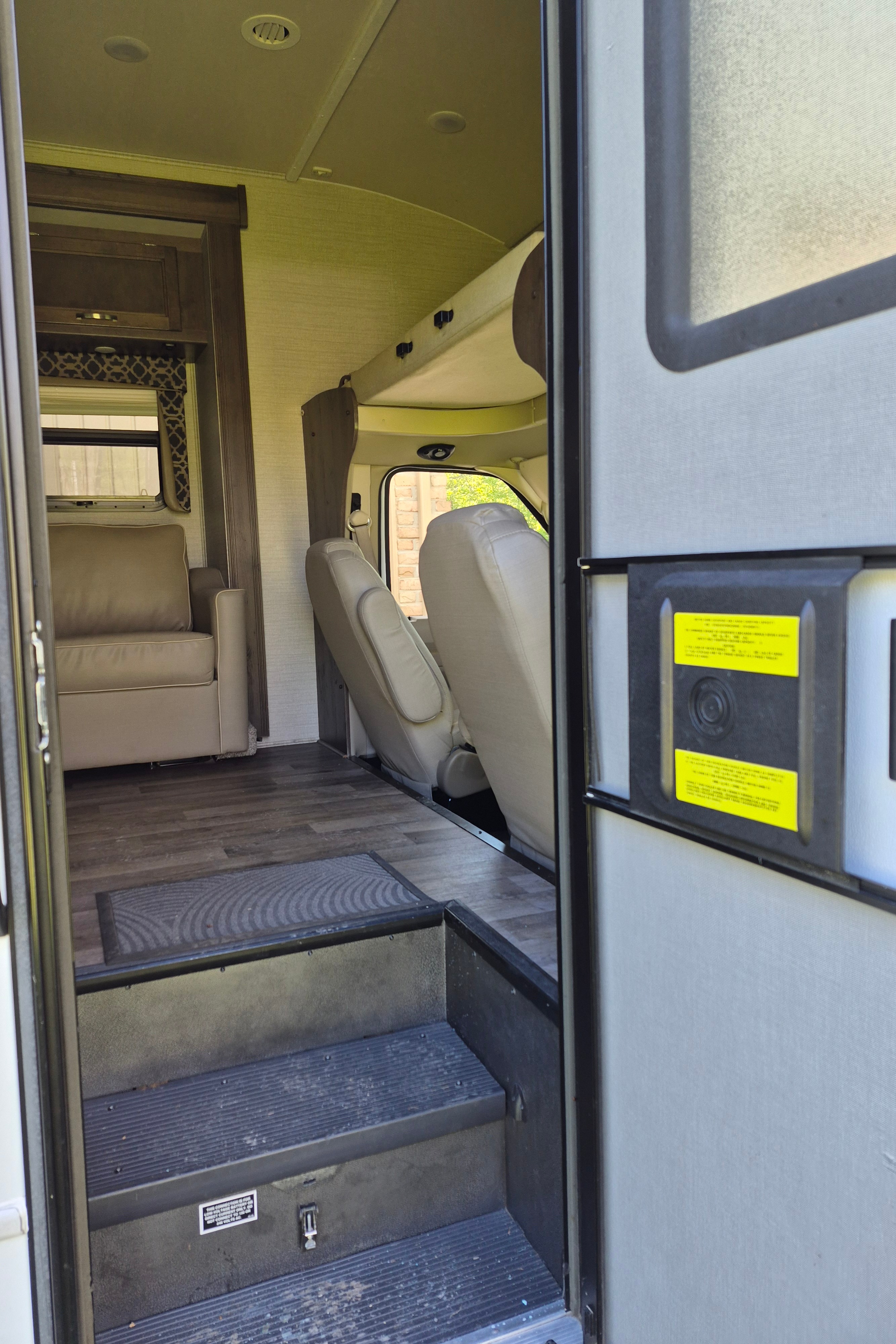 Brenda's Jayco Redhawk Class C