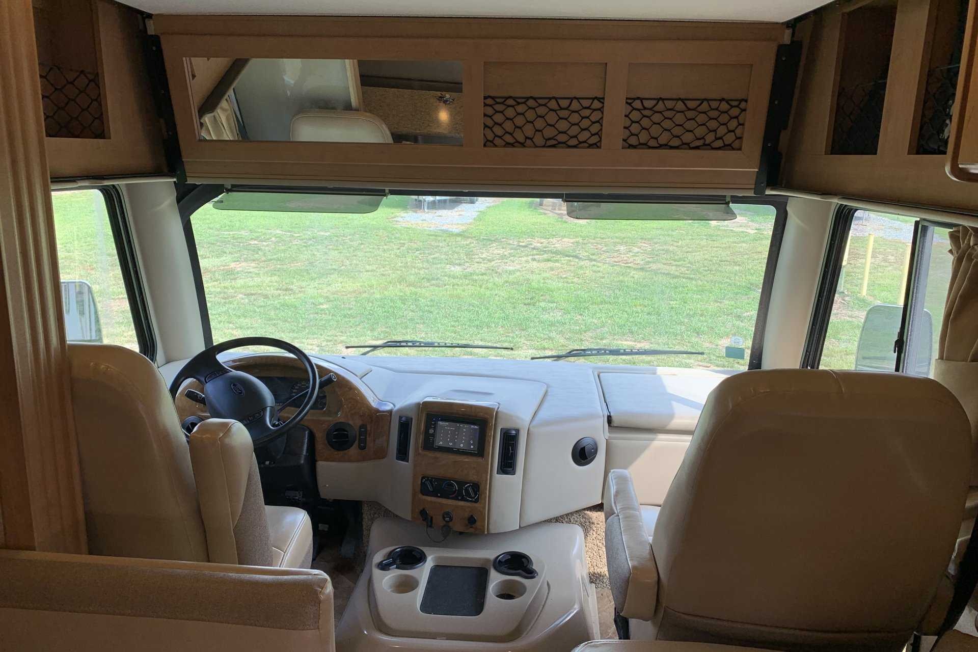 Shawn's Thor Motor Coach 29.2 Class A
