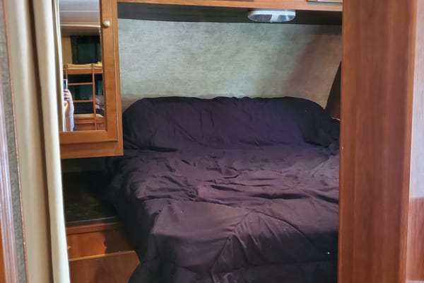 Keystone 27BHS Bullet Travel Trailer