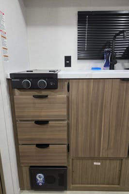 Cute and Effortless RV (Delivery Only) *GRAND OPENING SPECIAL*
