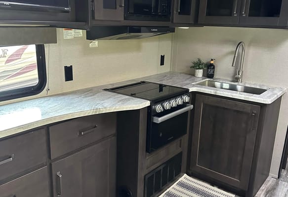 Brand New 2023 Grand Design Unit 2