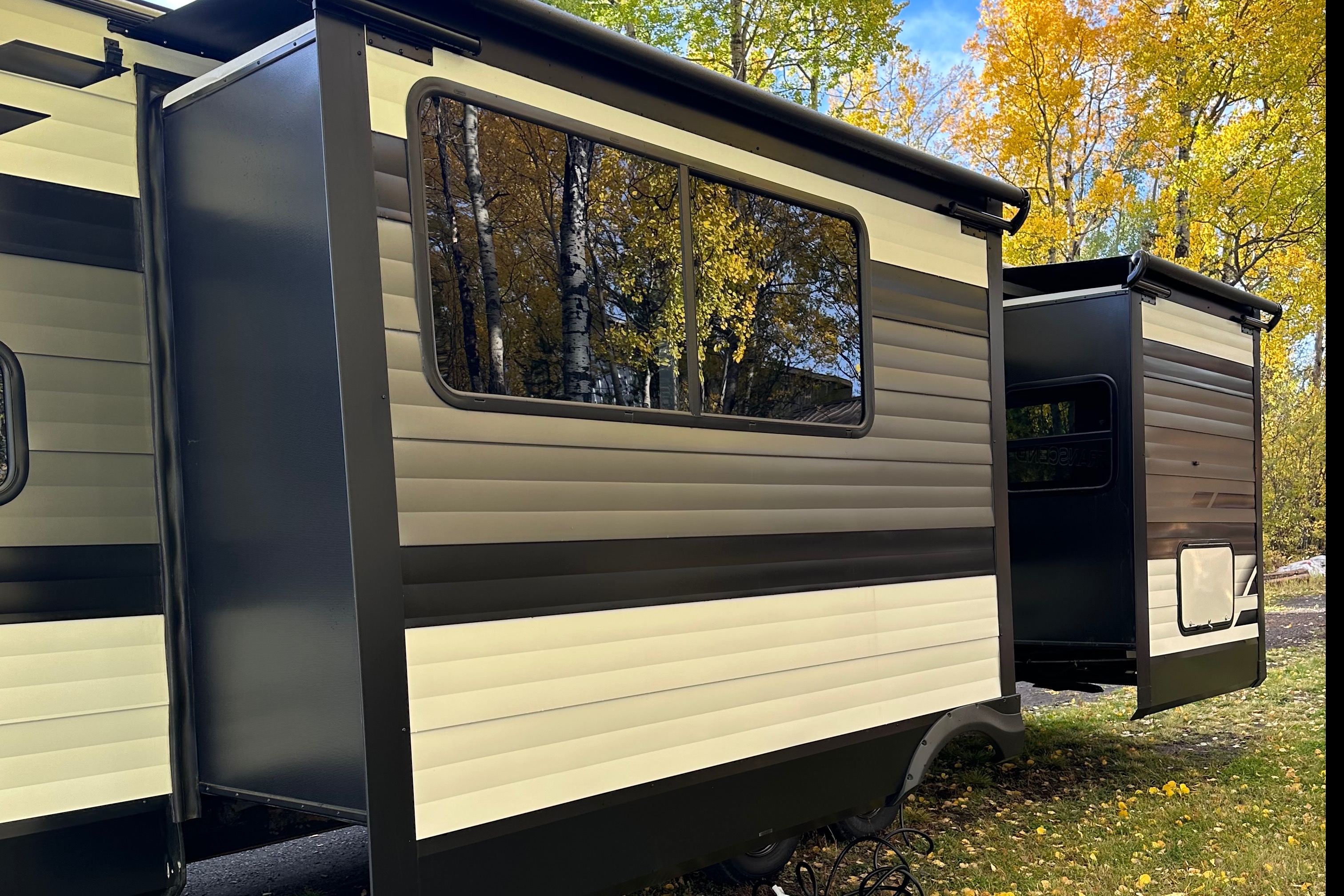 Brand New 2023 Grand Design Unit 2