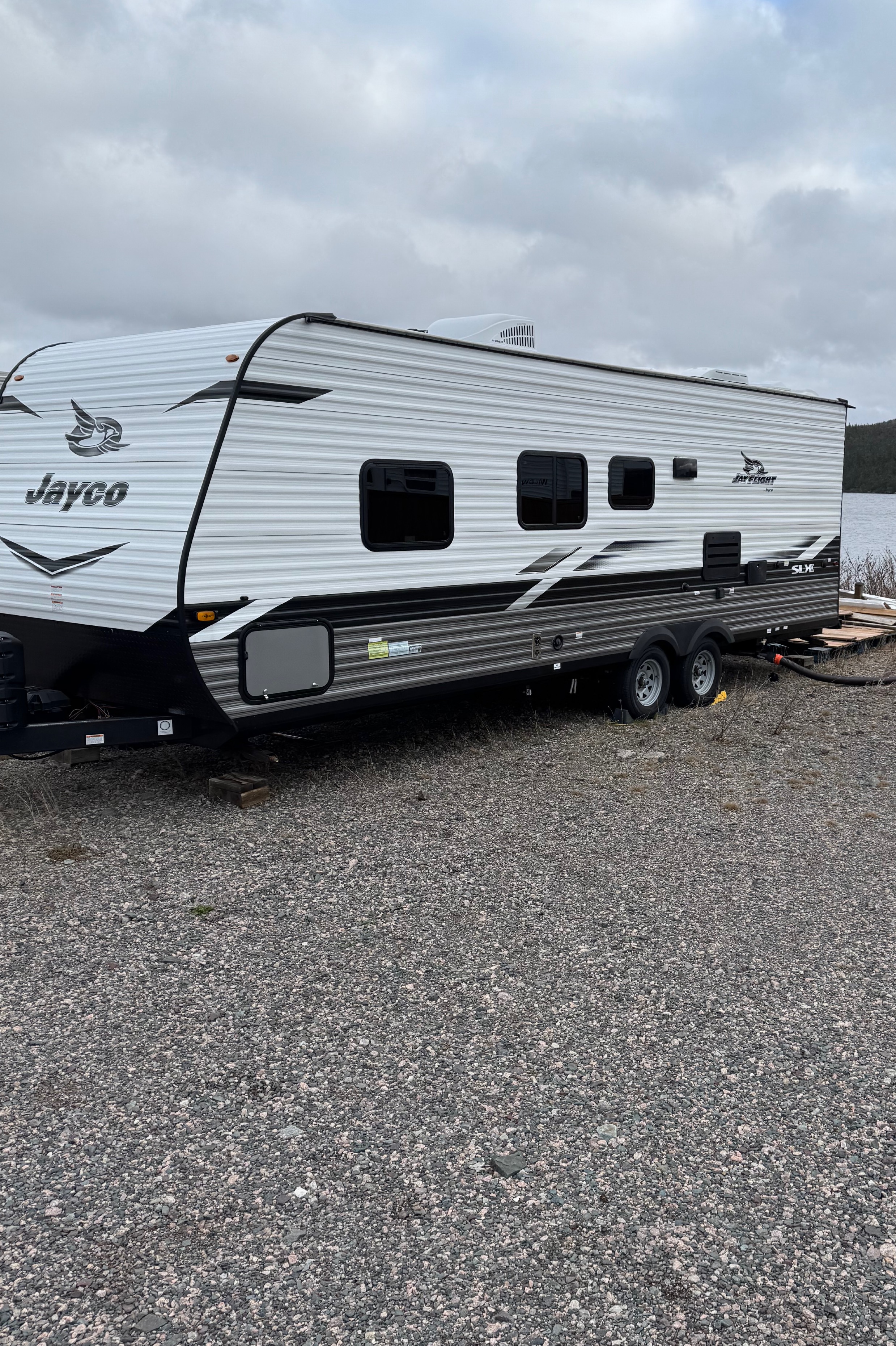 Easy tow trailer