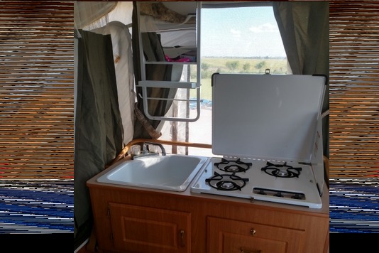 **Adventure-Ready 2004 Coleman/Fleetwood Utah Pop-Up Camper