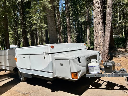 **Adventure-Ready 2004 Coleman/Fleetwood Utah Pop-Up Camper