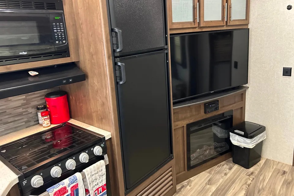 Justin's Keystone Fifth Wheel bunkhouse