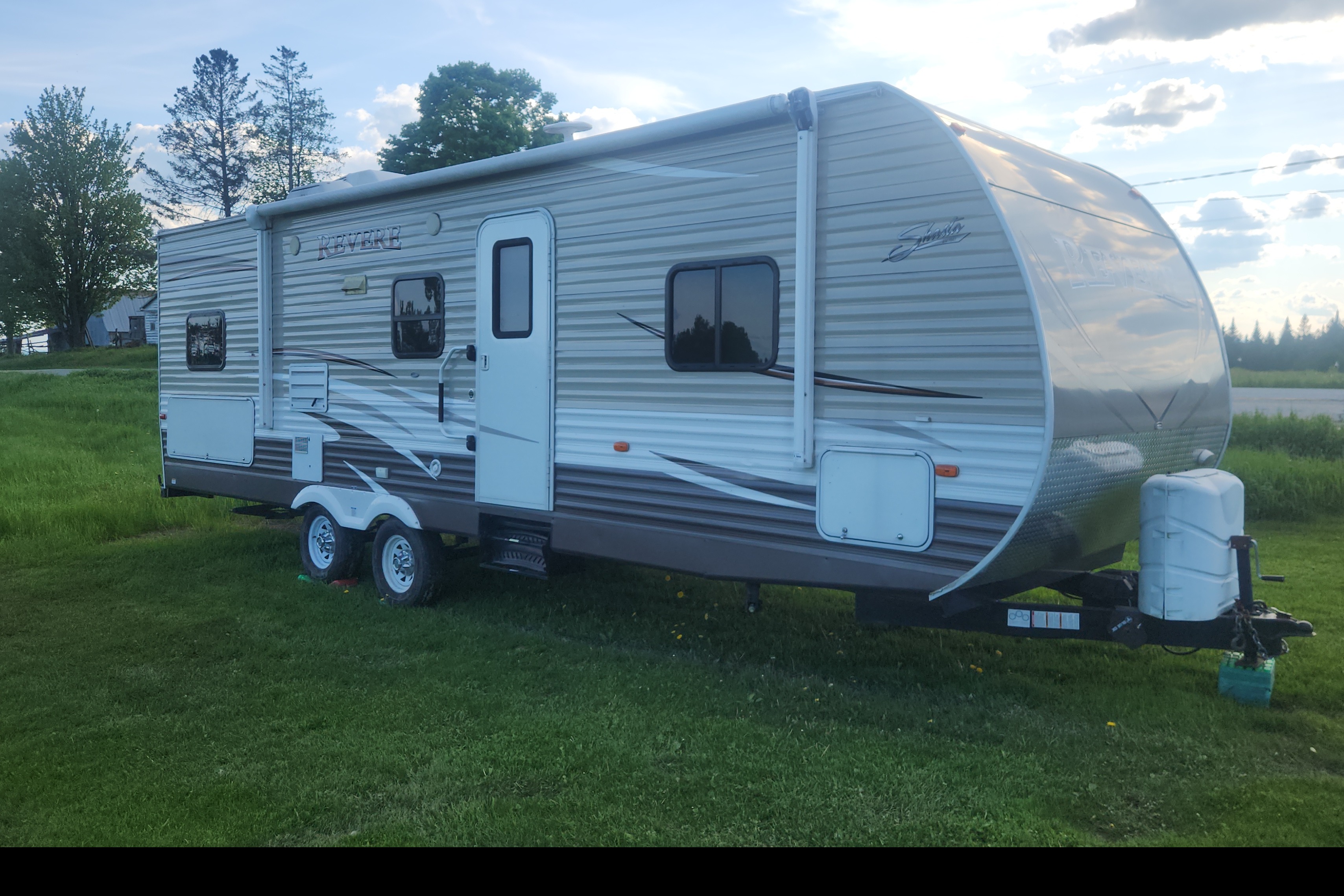 Benjamin 's Revere 27 bunk house  Travel Trailer