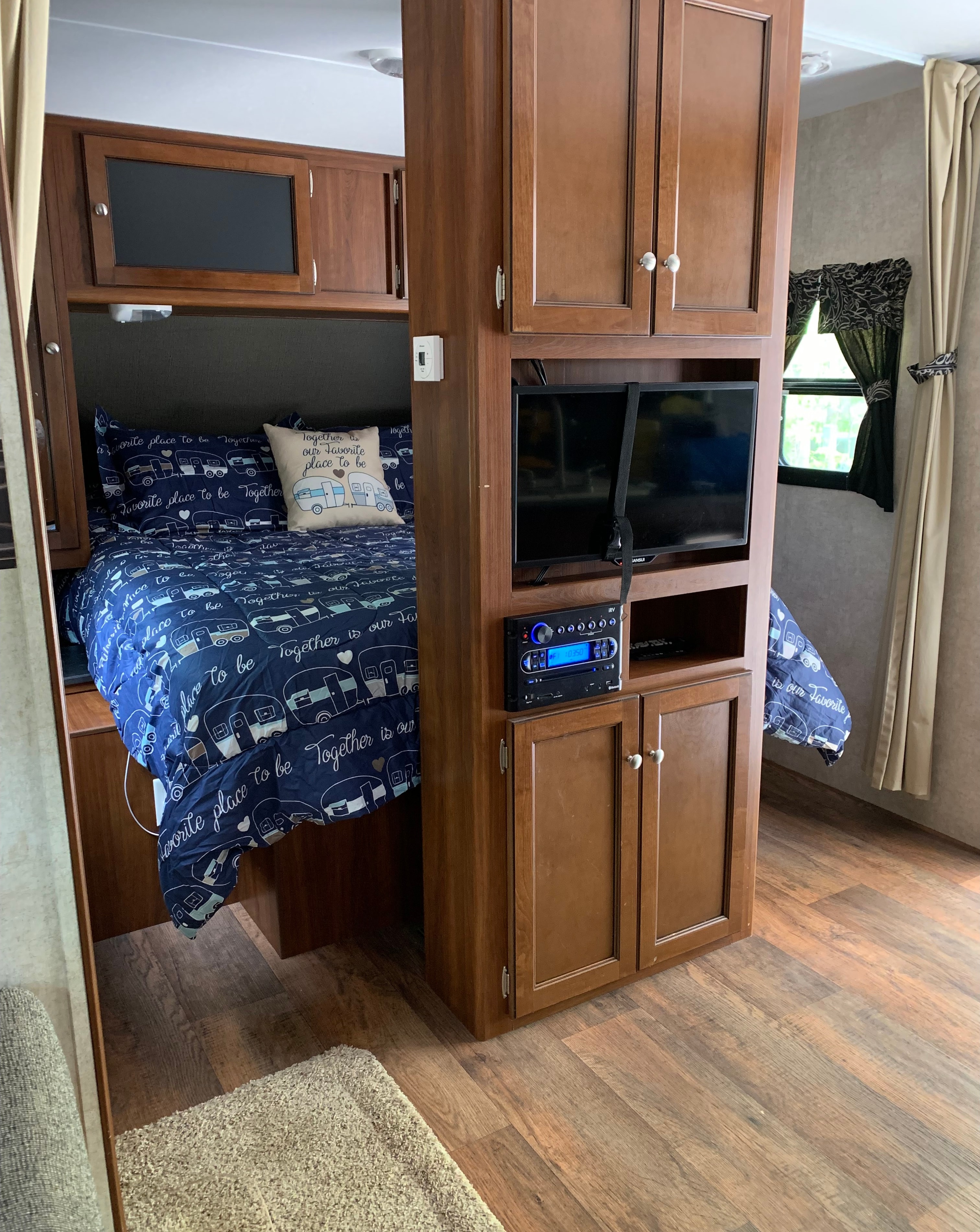  Keystone 272BHS Travel Trailer
