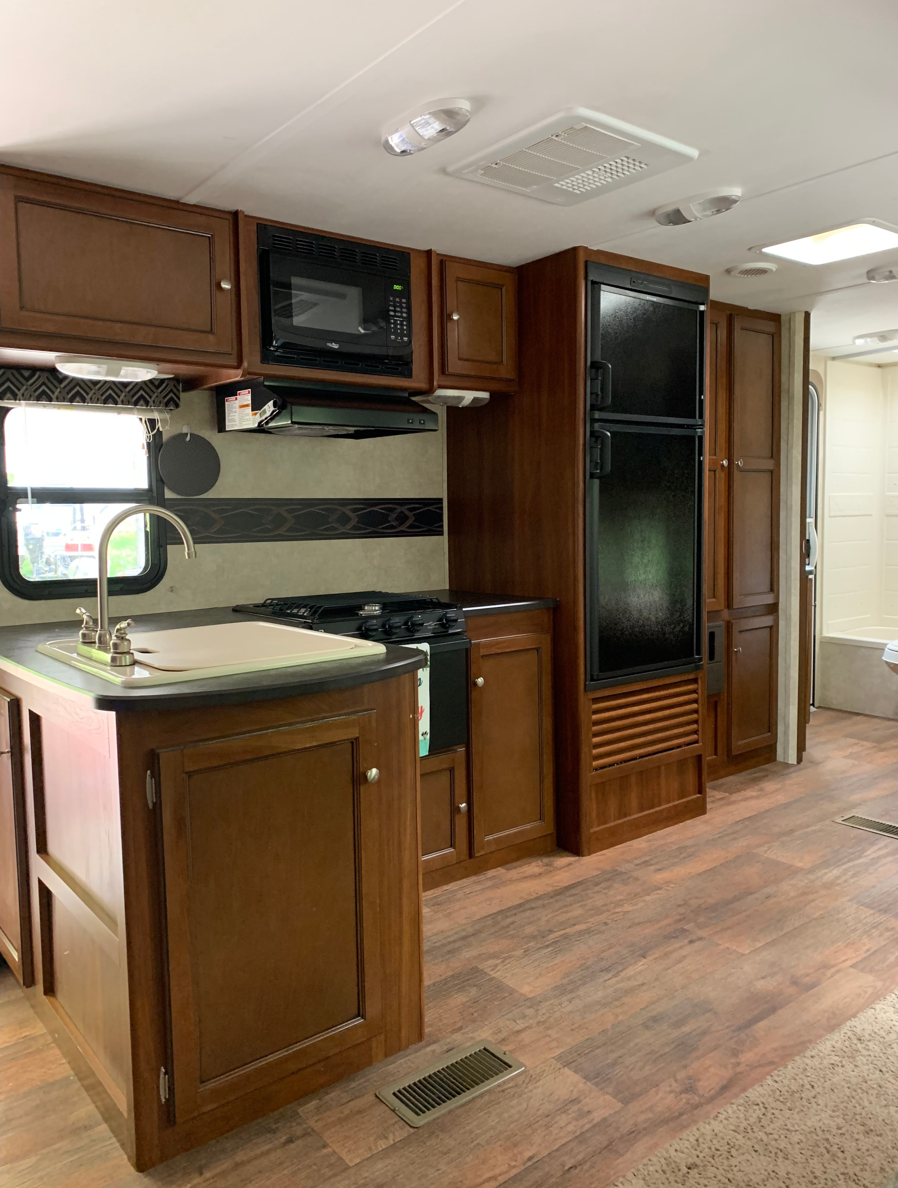  Keystone 272BHS Travel Trailer
