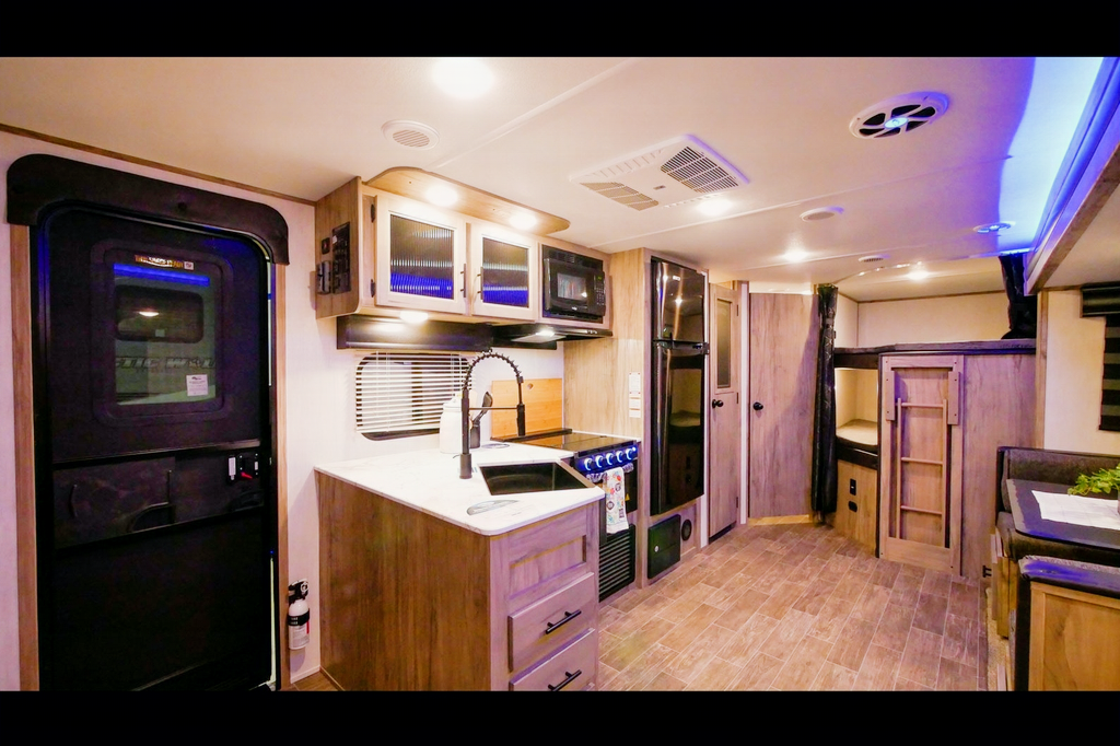 2022 Forest River 23DBH-L Travel Trailer