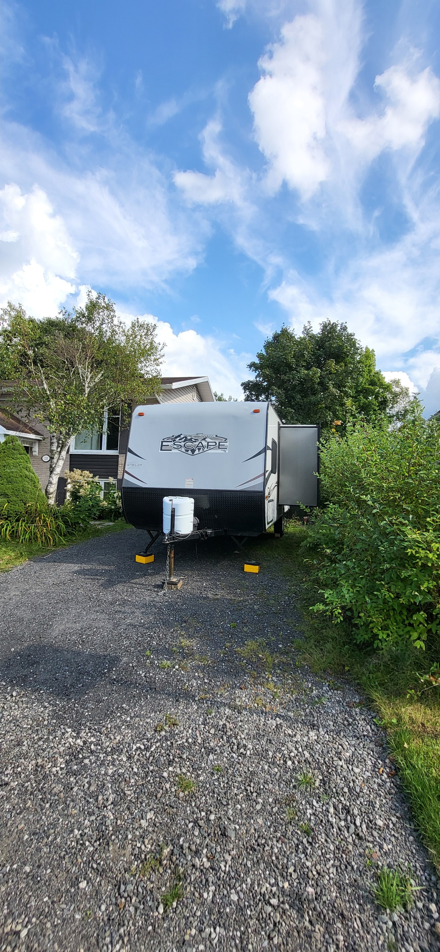Katine Escape Trailer Industries 196 Roulotte