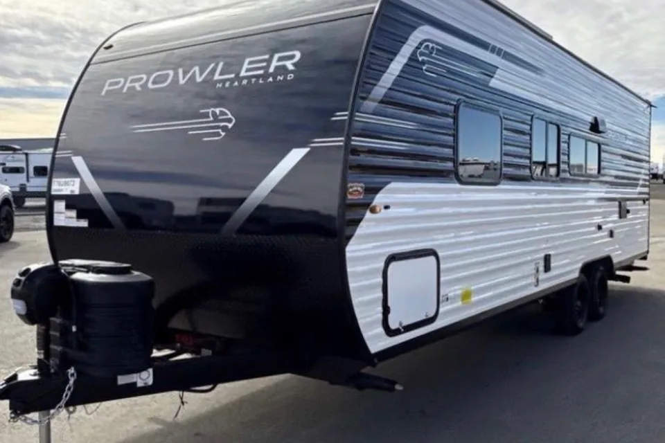 Ryan's Heartland Prowler 2600BH Travel Trailer