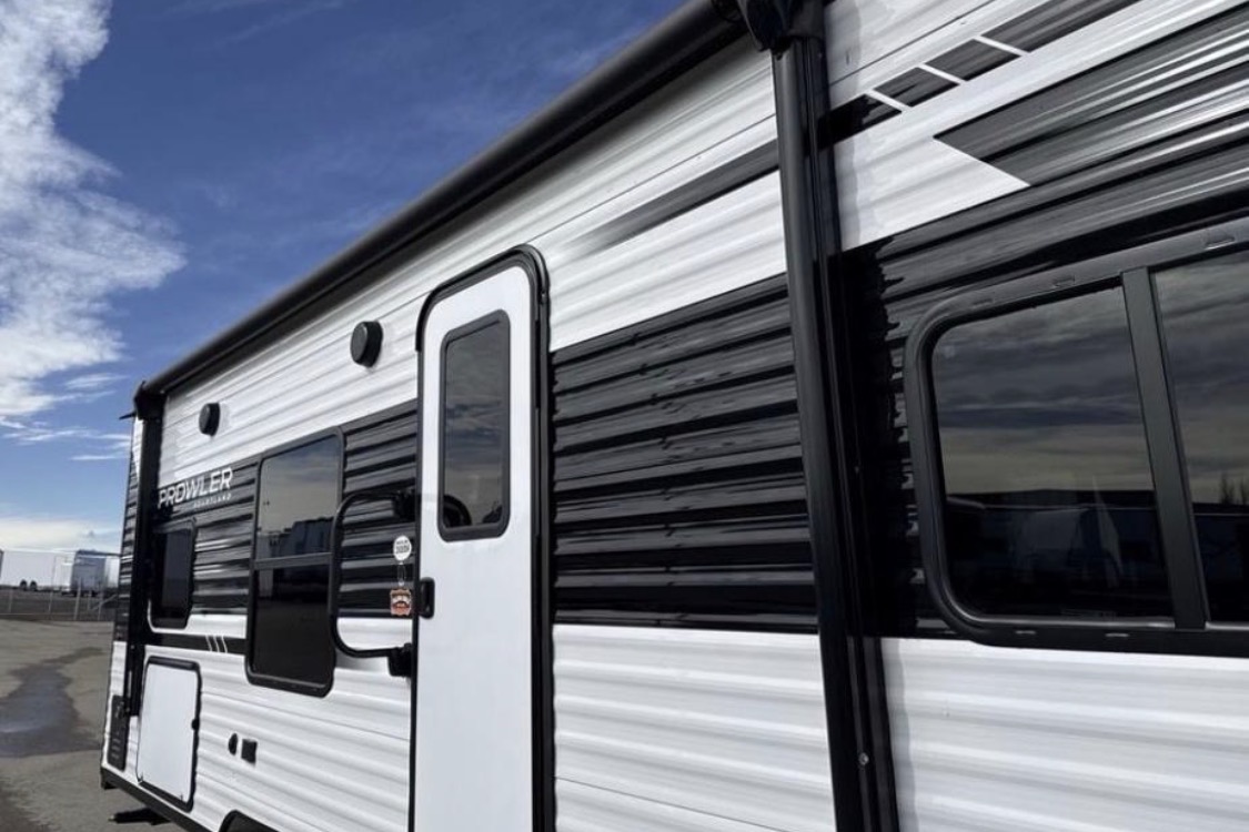 Ryan's Heartland Prowler 2600BH Travel Trailer