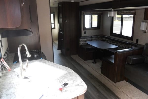 Jayco Rocky Mountian 32BHS Travel Trailer