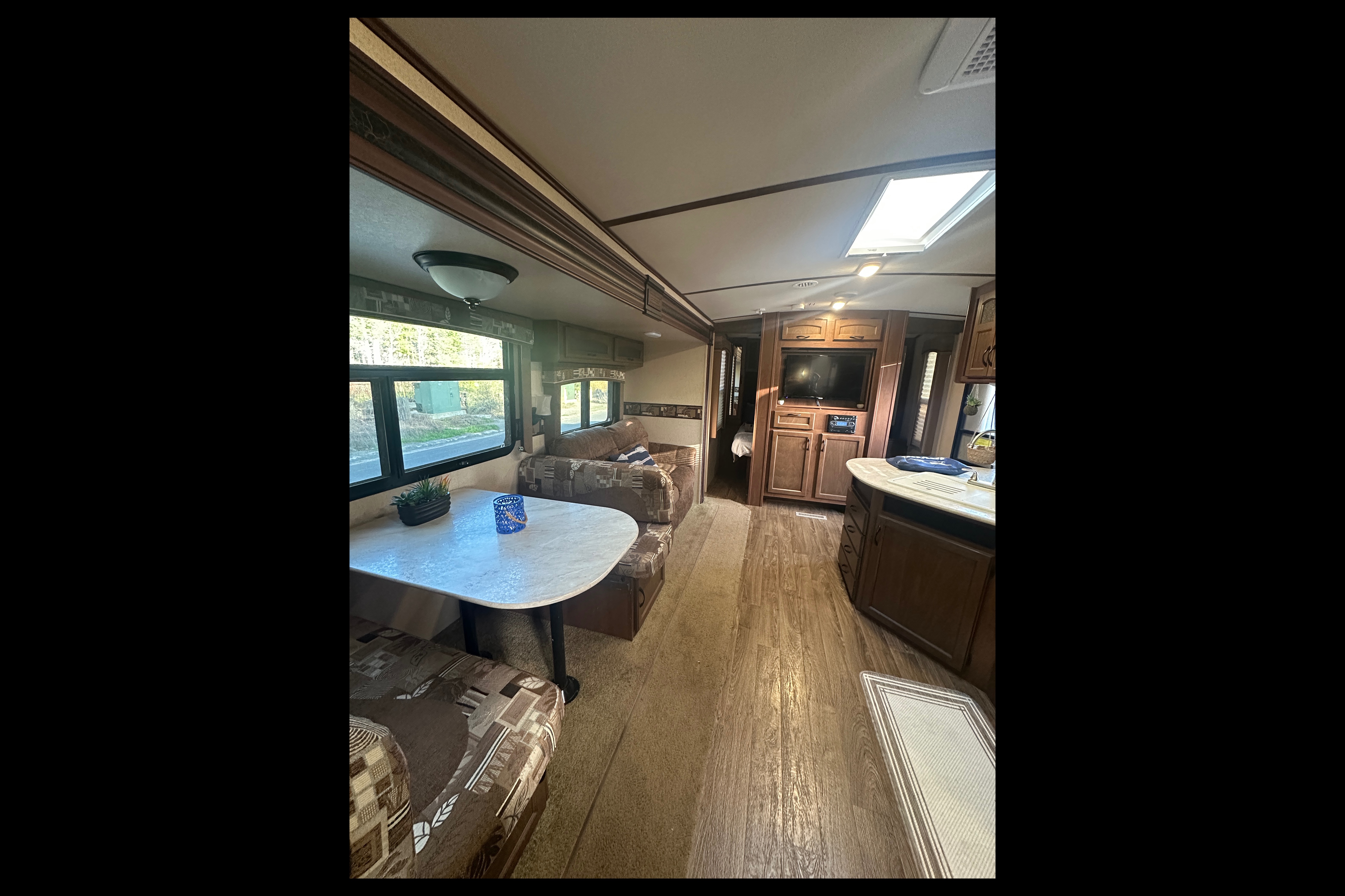 Spacious Tahoe Bunkhouse *Festival Friendly