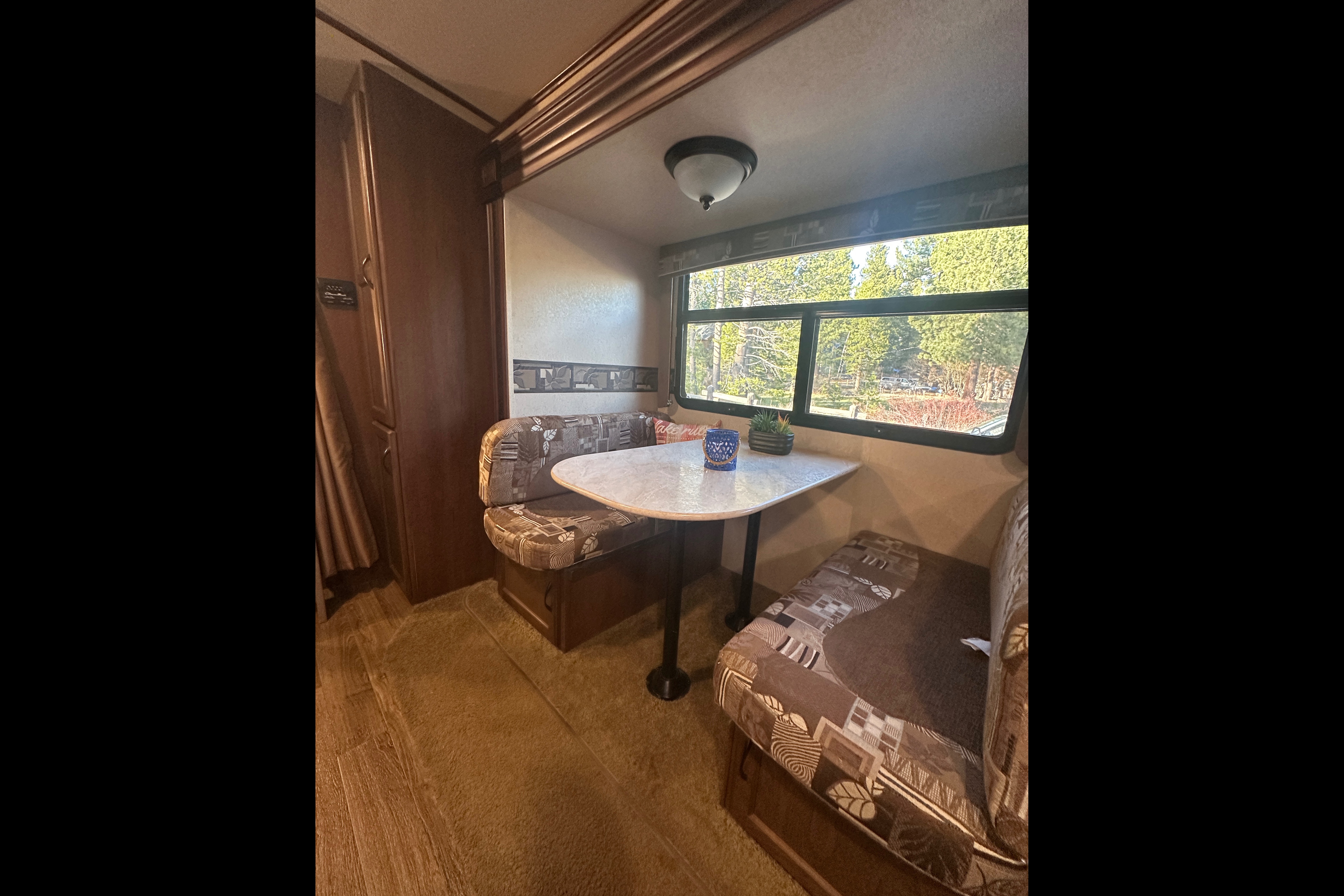Spacious Tahoe Bunkhouse *Festival Friendly