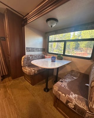 Spacious Tahoe Bunkhouse *Festival Friendly