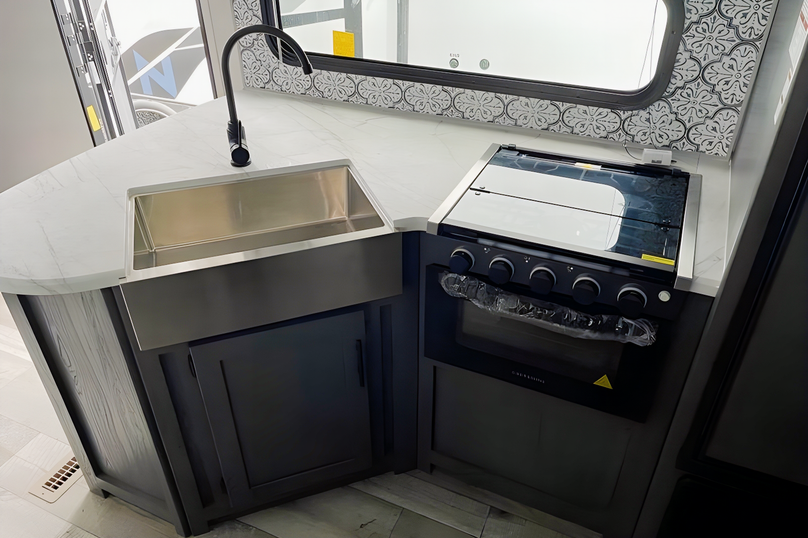 Family Travel Trailer- Dutchmen Aspen 