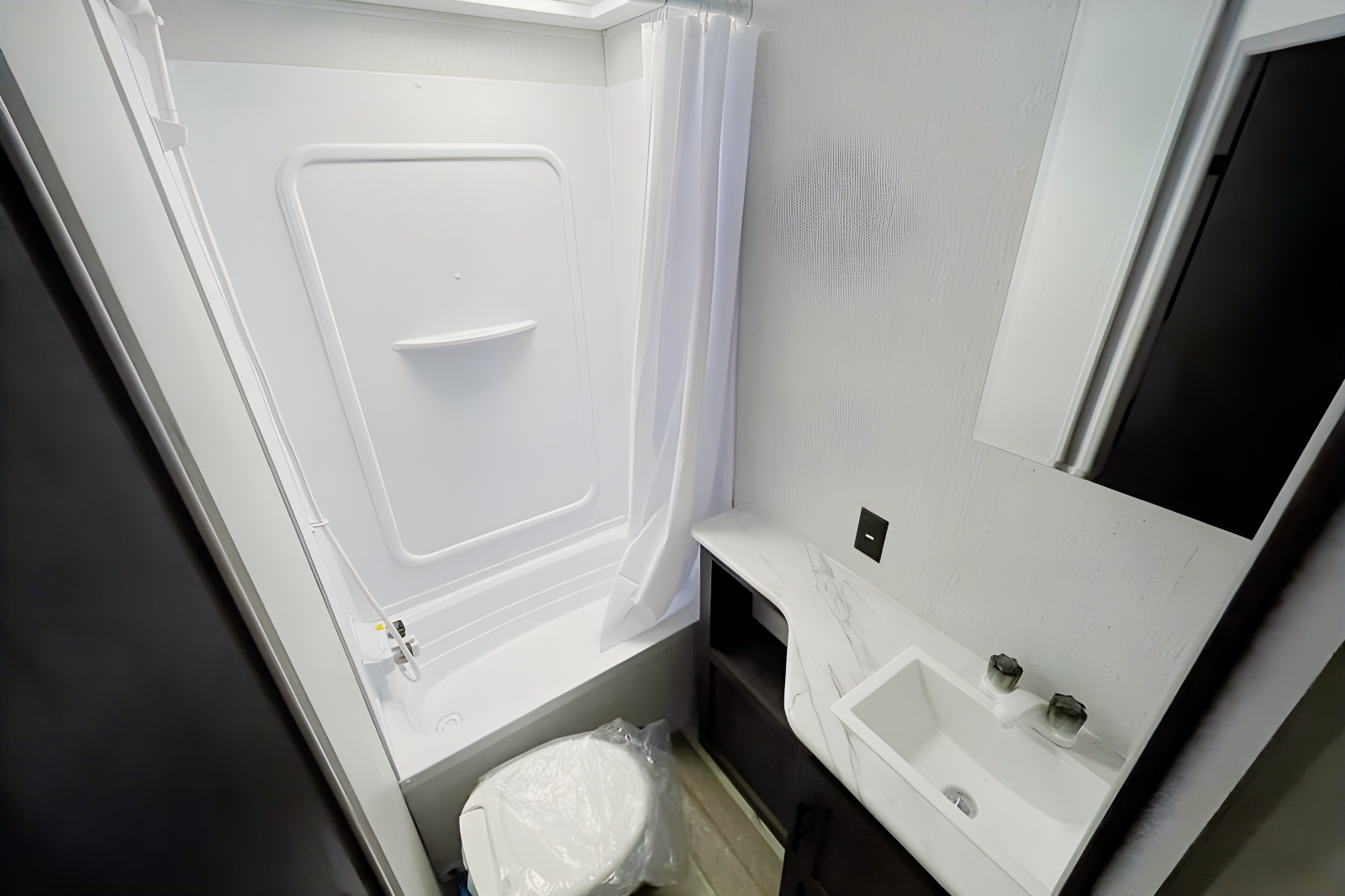 Family Travel Trailer- Dutchmen Aspen 