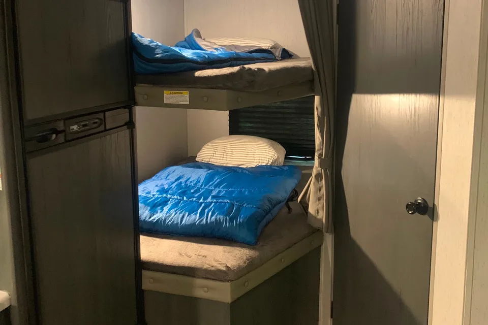 Family Travel Trailer- Dutchmen Aspen 