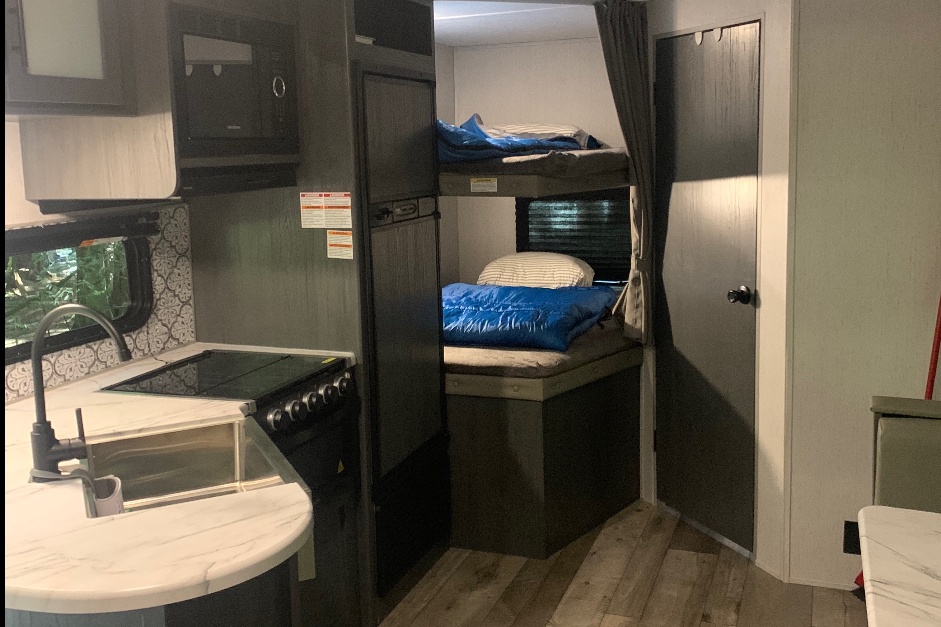 Family Travel Trailer- Dutchmen Aspen 