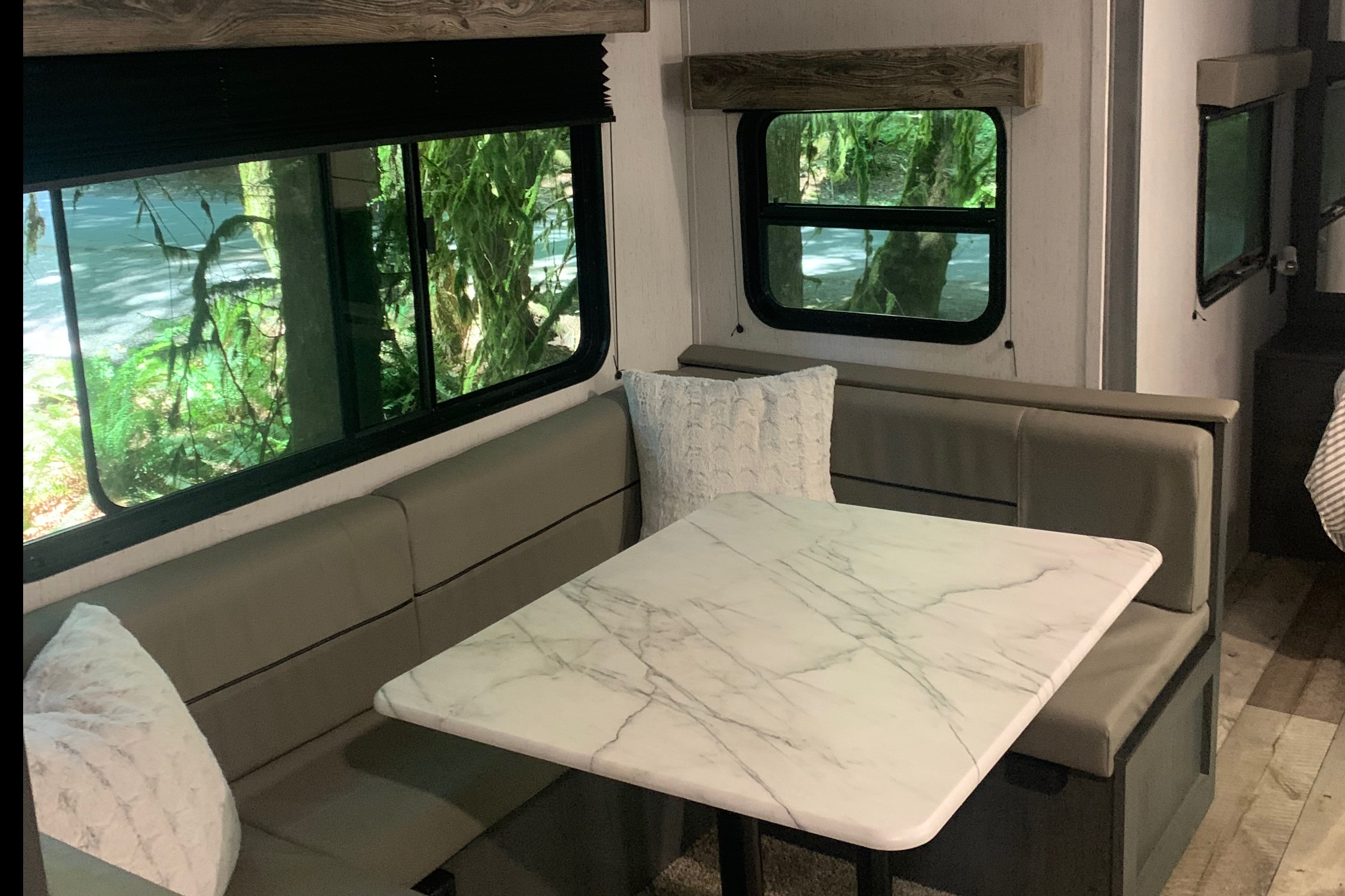 Family Travel Trailer- Dutchmen Aspen 