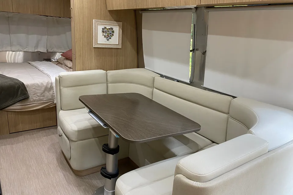 Justin's Airstream Flying Cloud Travel Trailer