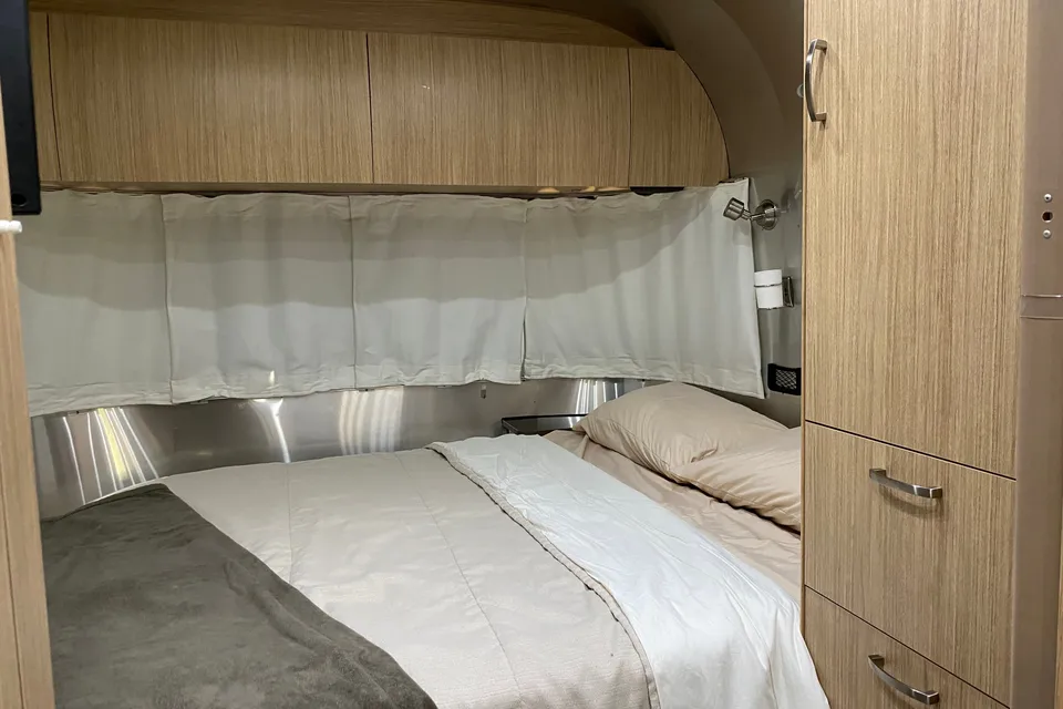Justin's Airstream Flying Cloud Travel Trailer