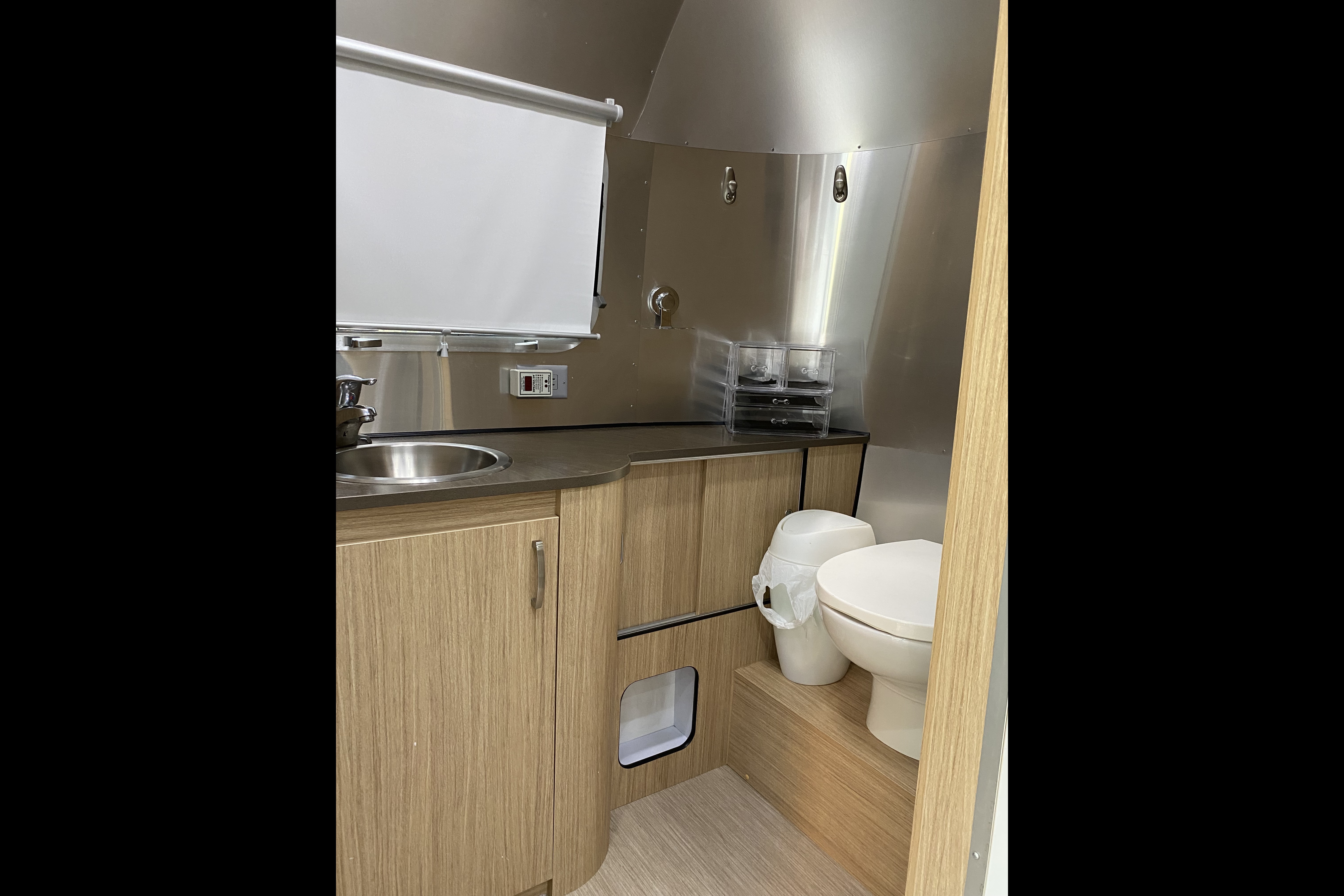 Justin's Airstream Flying Cloud Travel Trailer