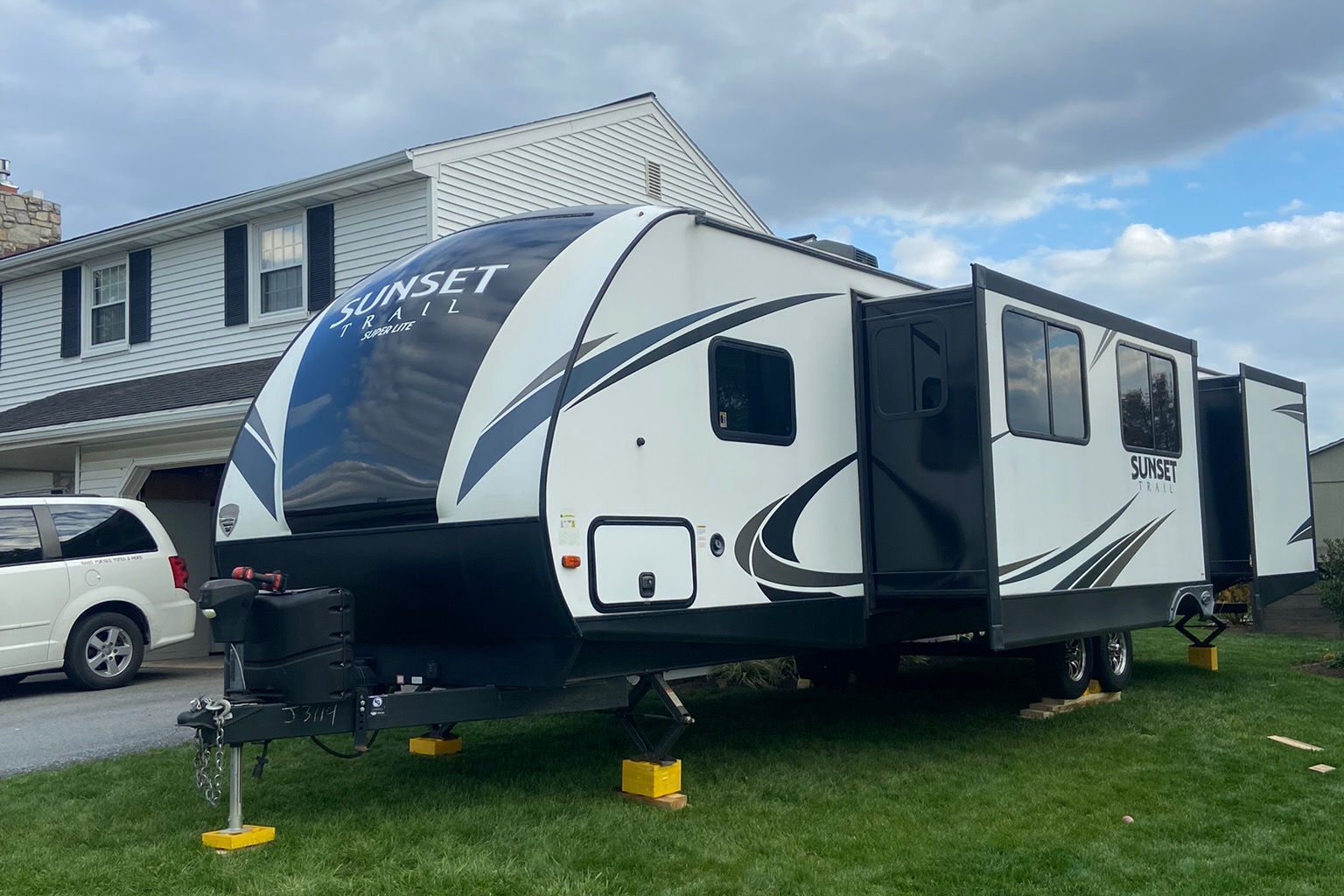 King Camper for Kids & Furry Friends