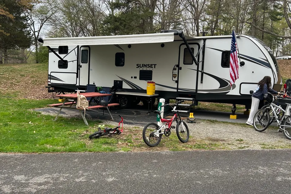 King Camper for Kids & Furry Friends